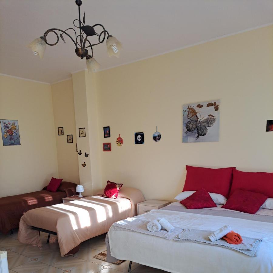Casa Holiday Sea Etna Di Enza Linguaglossa Luaran gambar