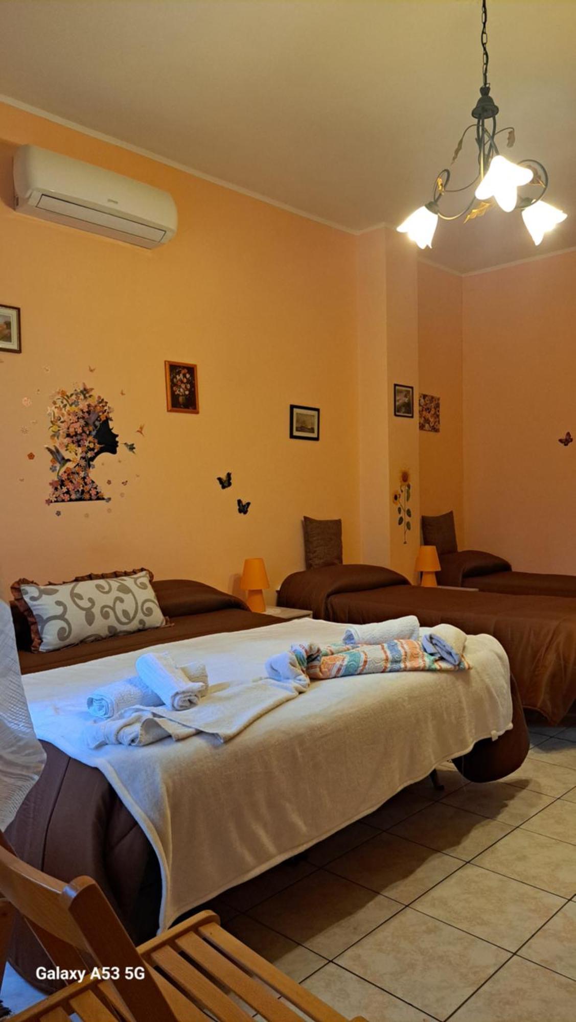 Casa Holiday Sea Etna Di Enza Linguaglossa Luaran gambar