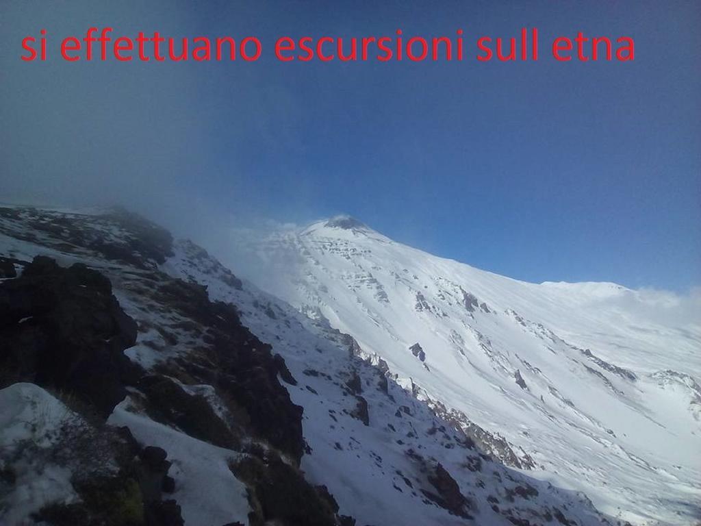 Casa Holiday Sea Etna Di Enza Linguaglossa Luaran gambar